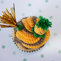 pineapple crochet cupcakes By “I am a Mess”